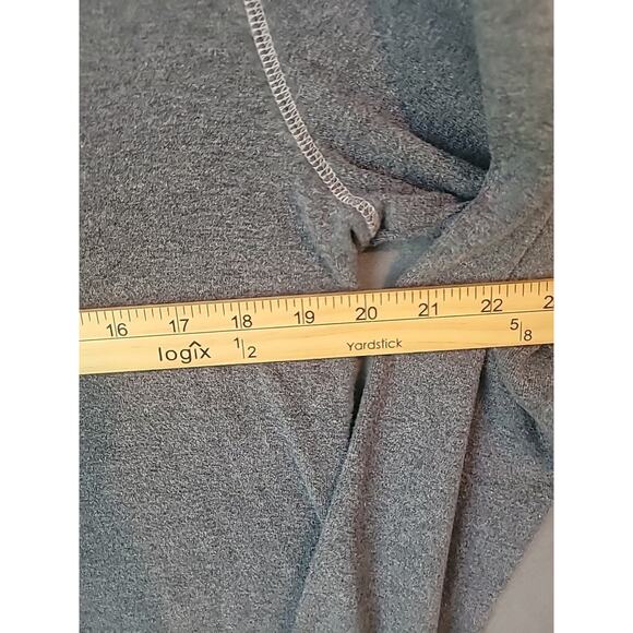 VTG 2000 Warner Bros Studio Store Tweety Bird Sweatshirt Gray Men’s L EUC - Picture 5 of 6